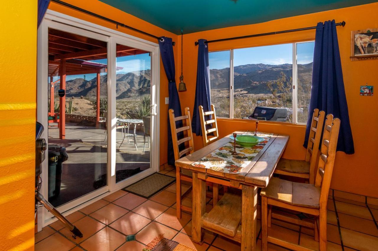 Chuck'S Cabin In A Joshua Tree Community Туентинайн Палмс Екстериор снимка